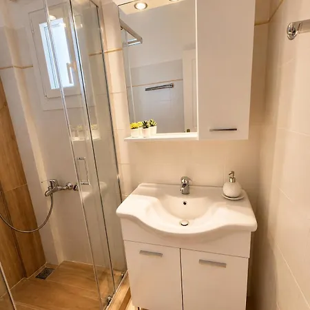 Azure Breeze Ii - Partial Sea View Apartman *